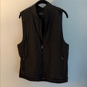 LNA Men's Black Quilted Lightweight Vest